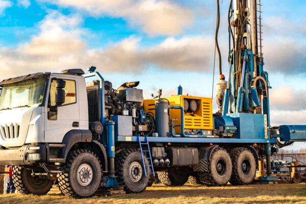 Borehole-Drilling-Rig-in-Action